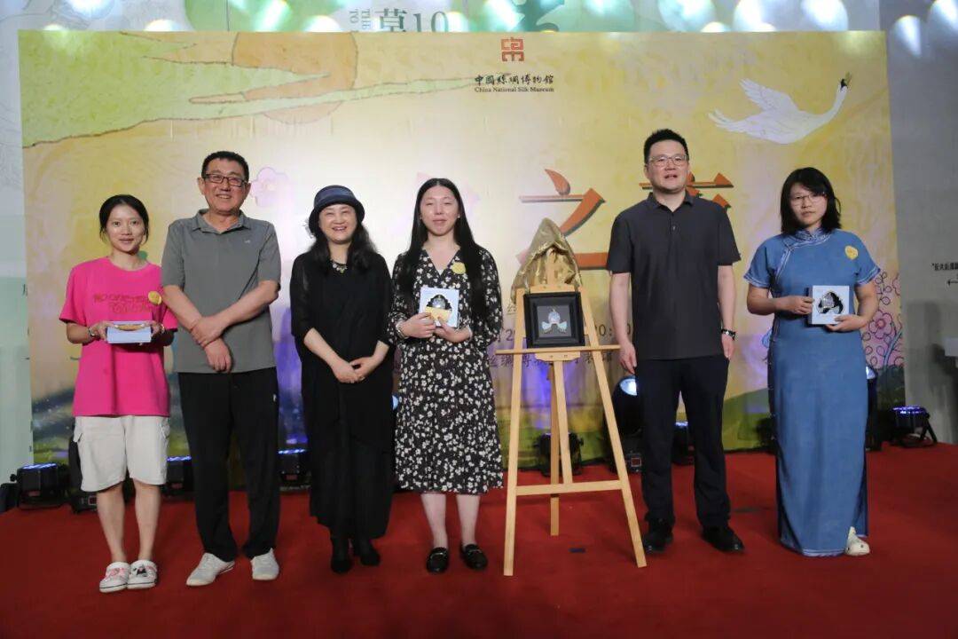 创新品发布 观众直呼要预约明年门票！瓦力棋牌国丝之夜丨国风七夕之夜+文(图8)